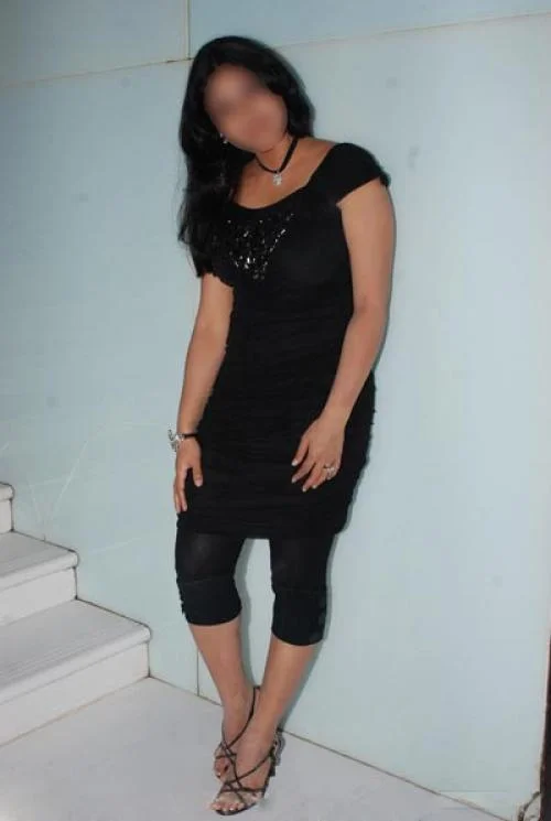 Call Girls Sadashivnagar